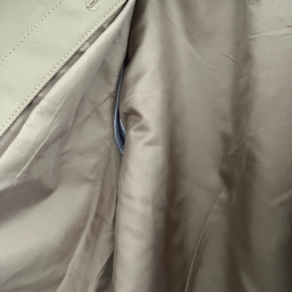 Banana Republic Khaki Trench Coat Small — classic / lightweight - Picture 9 of 16